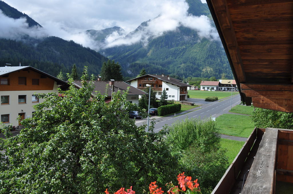 Haus Tina Lägenhet Bach  Rum bild